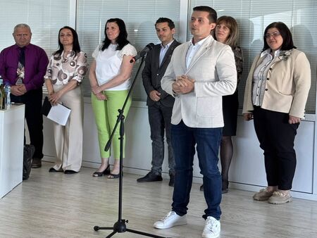 Марин Киров с обръщение към учителите и дейците на културата