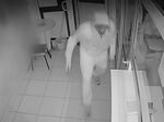 Този мъж задигна кутия за дарения за болно дете